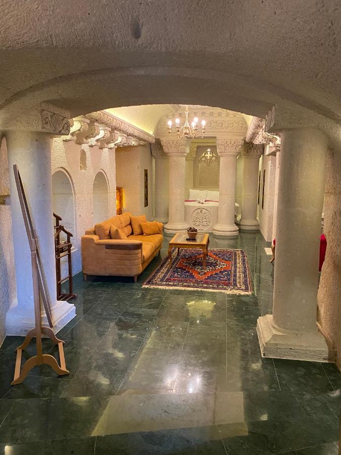Abu Hayat Cave Suites Ortahisar Ngoại thất bức ảnh