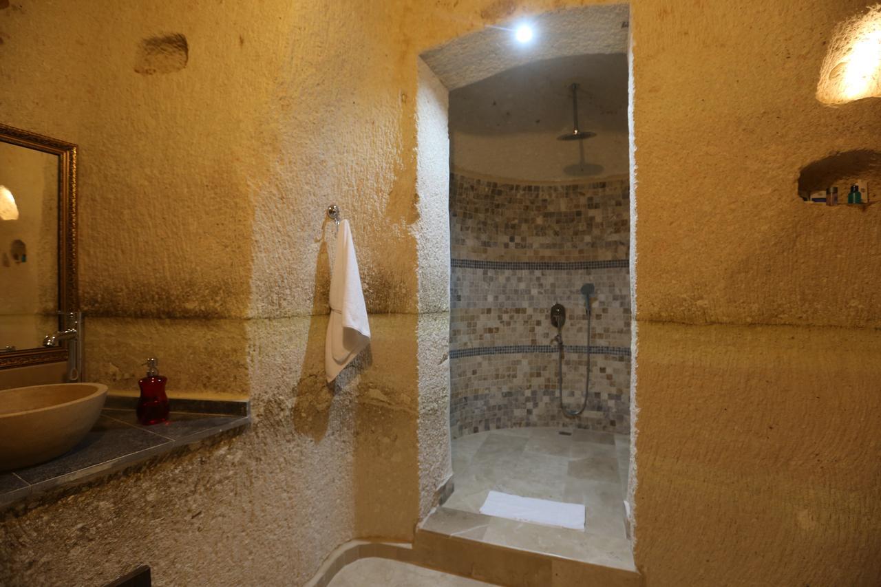 Abu Hayat Cave Suites Ortahisar Ngoại thất bức ảnh
