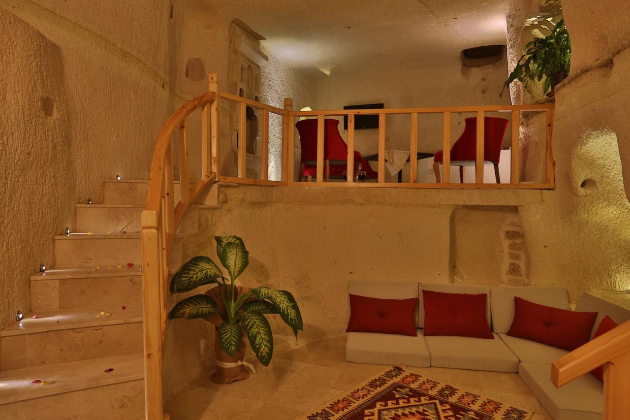 Abu Hayat Cave Suites Ortahisar Ngoại thất bức ảnh