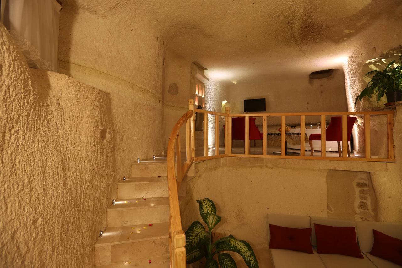 Abu Hayat Cave Suites Ortahisar Ngoại thất bức ảnh