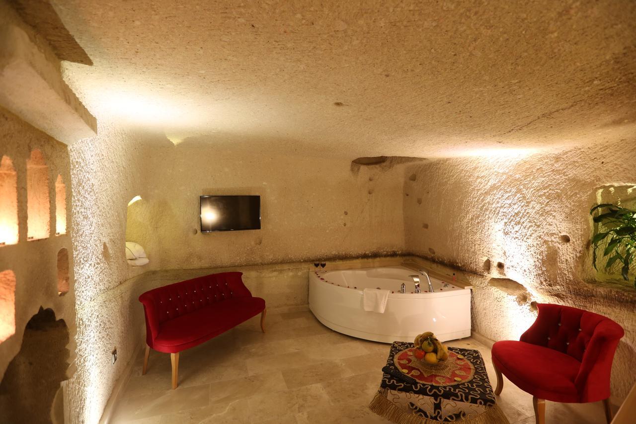 Abu Hayat Cave Suites Ortahisar Ngoại thất bức ảnh